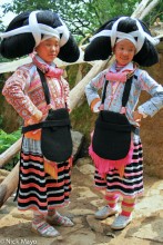 Two Qing Miao Girls