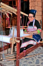 Hua Yao Dai Weaving 