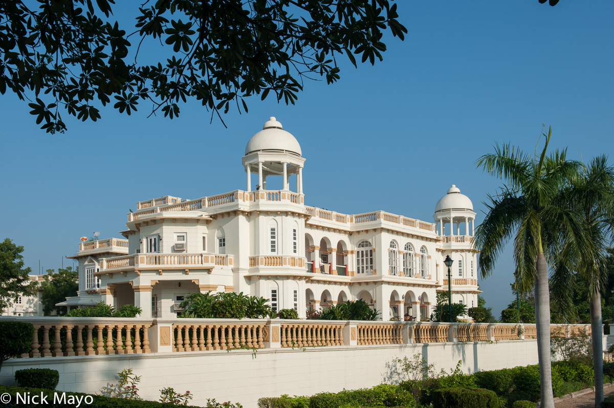 The ex hunting lodge that is now the Balaram Palace Hotel.