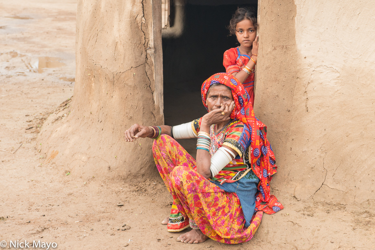 A Pathan woman with her daughter at her bunga in the Banni village of Wadwandh, Kutch.