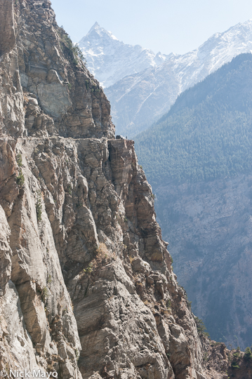 An infamous point on the Kalpa - Roghi road known for suicides jumping to their death.