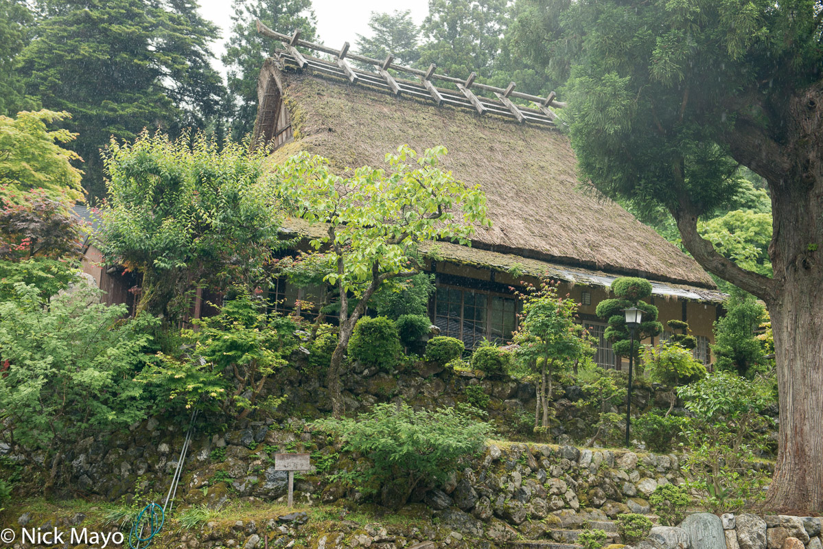 A thatched roof house near Sakyo-ku.