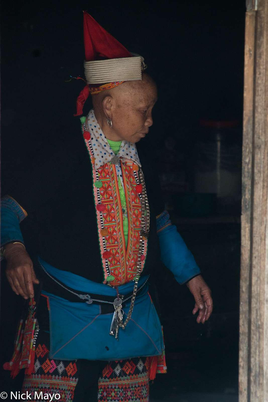 A Red Flag Dao woman at Si Lo Lau.