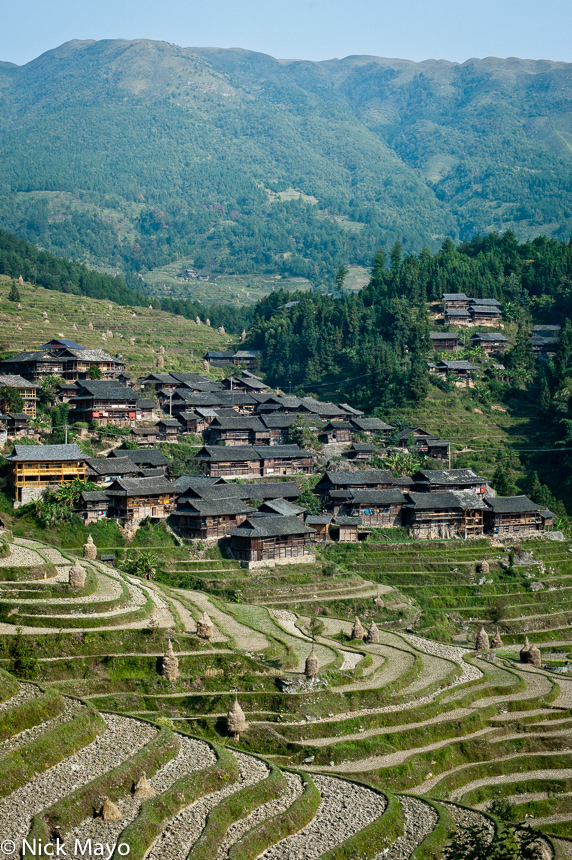 The Shui part of the village of Yangweng.