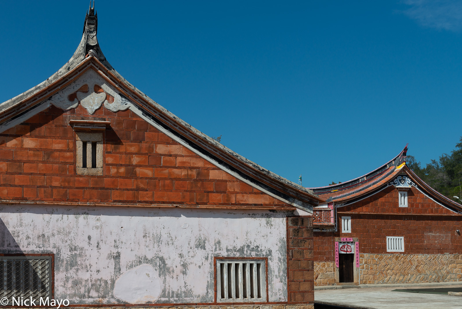 Traditional Minnan houses with their distinctive roofs in Xiaojing village on Kinmen.