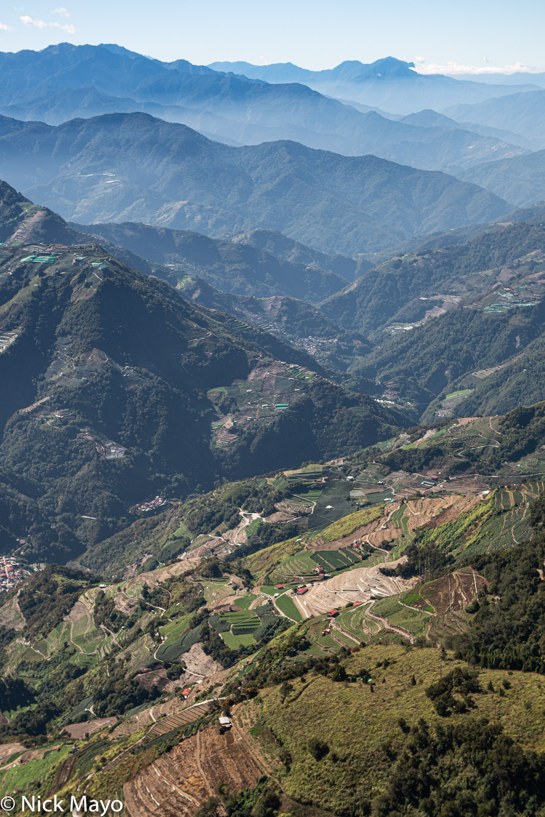 Ridges of the central mountain ranges as seen from the village Bo-Wang.