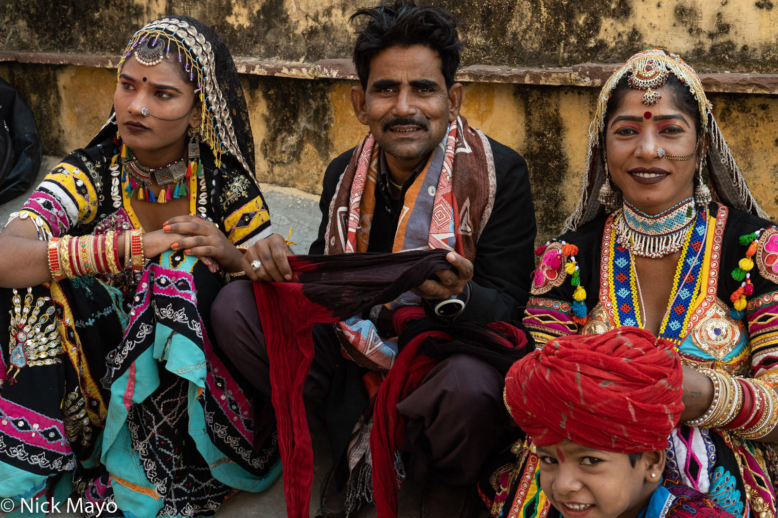 A Kalbelia family waiting to participate in the Bundi Festival parade.